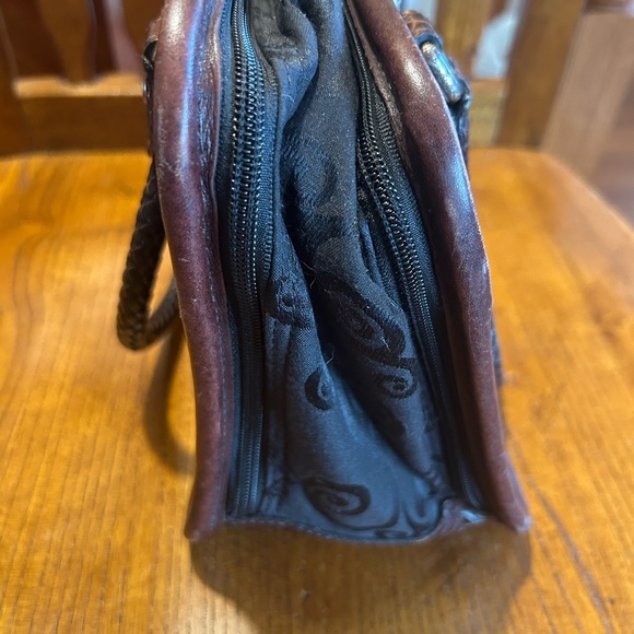 Brighton Lansky Travel Cosmetic & Toiletry Bag - Picture 9 of 16